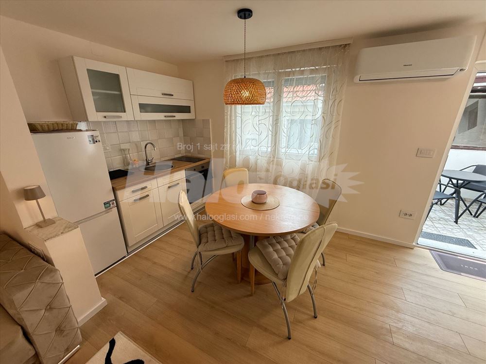 Renovirana kuća sa terasom | Zvezdara, 38 m² — 9