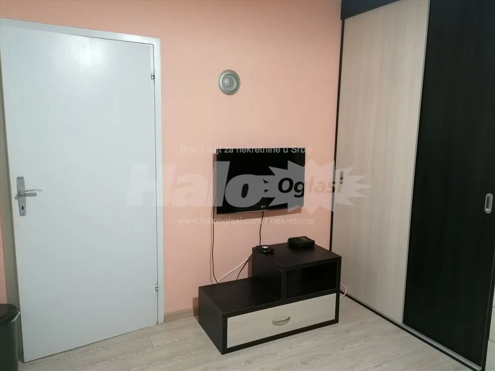 Renovirana, nameštena garsonjera — 4