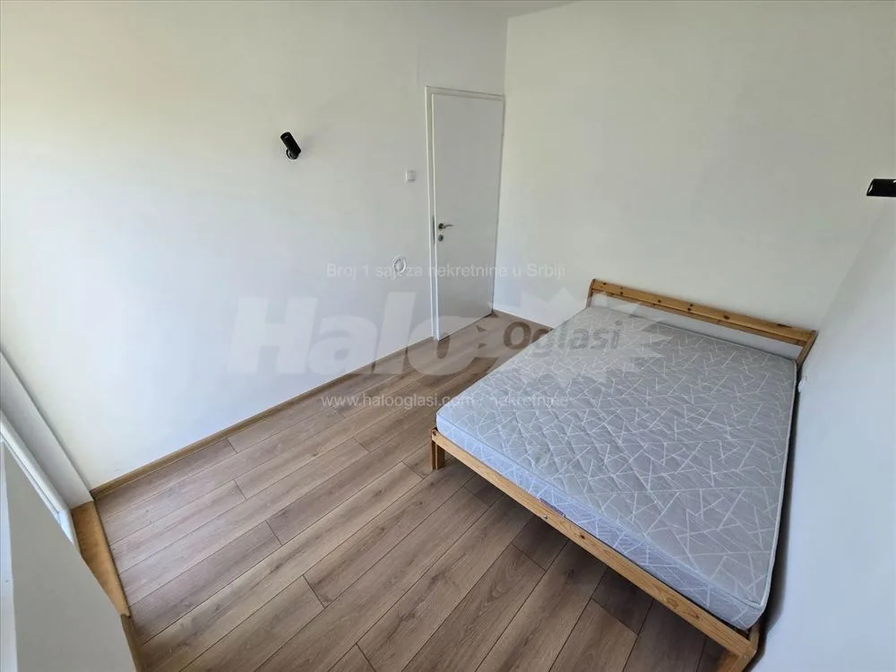 Renovirana,uknjižena kuća u Parcanima,30min od BG — 9