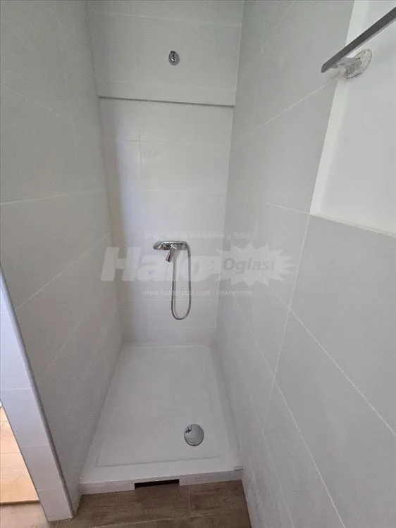 Renovirana,uknjižena kuća u Parcanima,30min od BG — 12