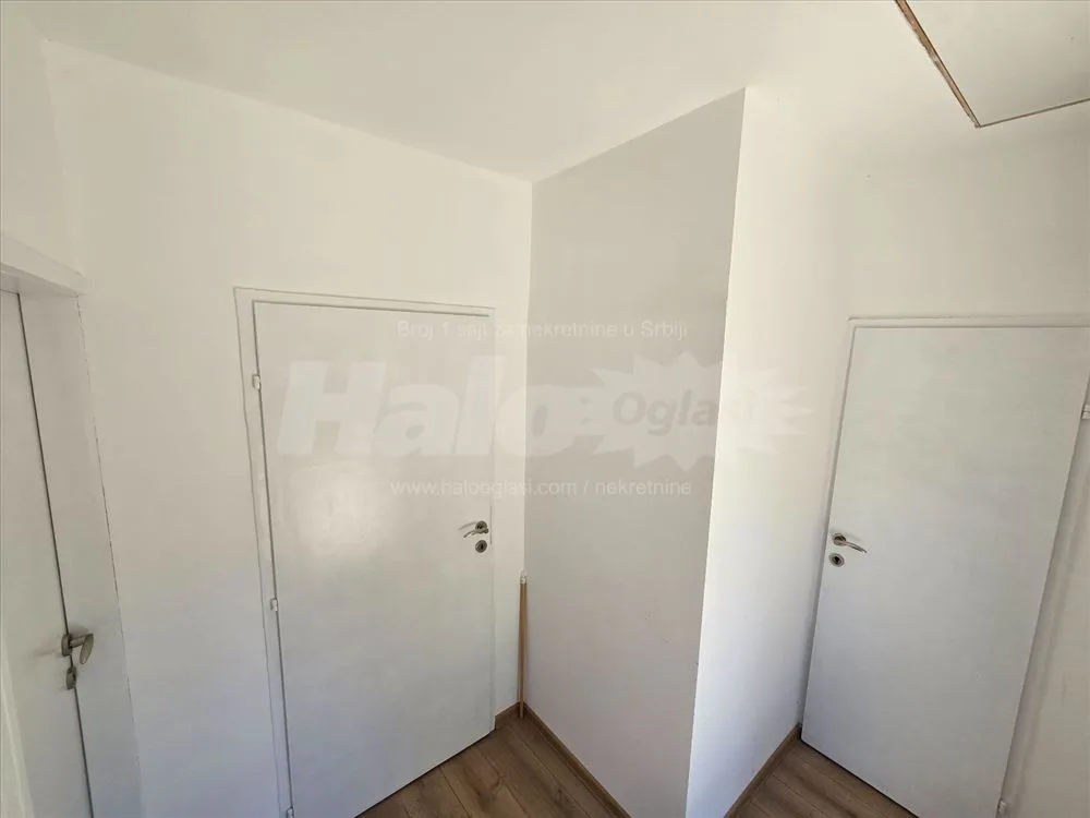 Renovirana,uknjižena kuća u Parcanima,30min od BG — 14