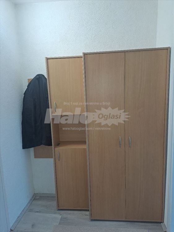 Renovirani stan, garsonje preko puta Doma zdravlja — 8