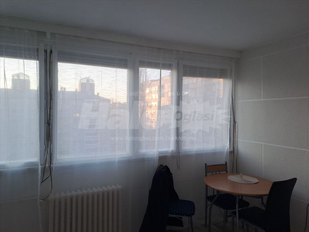 Renovirani stan, garsonje preko puta Doma zdravlja — 9
