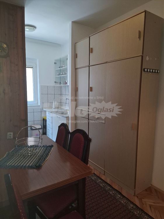 RETKO u ponudi; Gospodska Zemun, Pesacka zona — 10