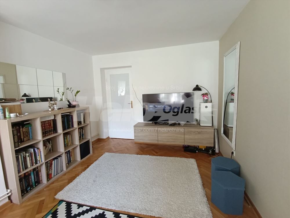 Retko u ponudi – renoviran, svetao stan 46,6m², — 3