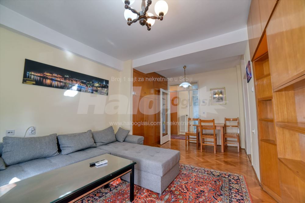 Rezervisano - Banovo brdo, Kirovljeva — 9