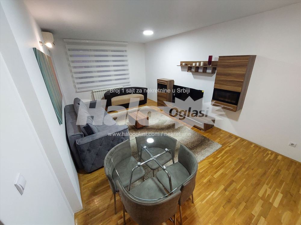 Sa garažnim mestom,  opremljen 52m2, Vojvode Stepe — 5