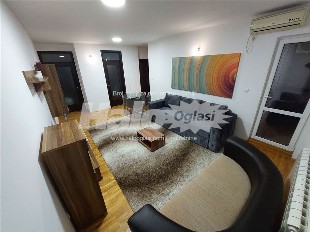 Sa garažnim mestom,  opremljen 52m2, Vojvode Stepe — 6
