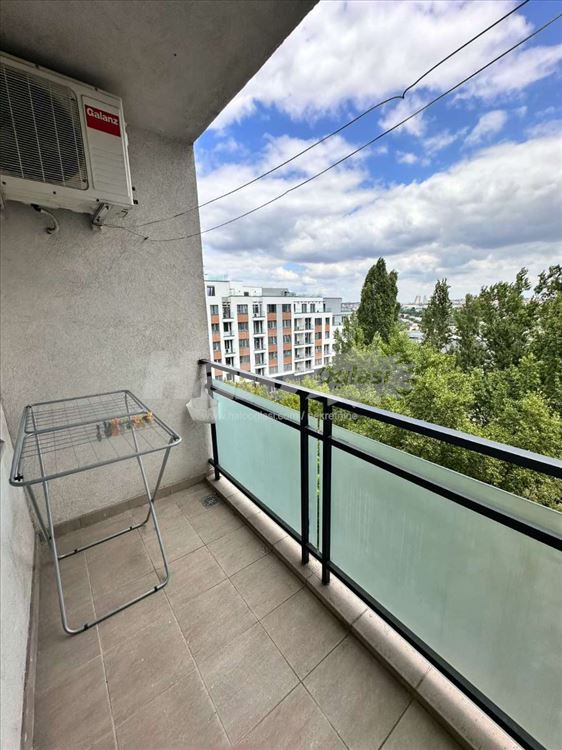 Sa garažnim mestom,  opremljen 52m2, Vojvode Stepe — 8