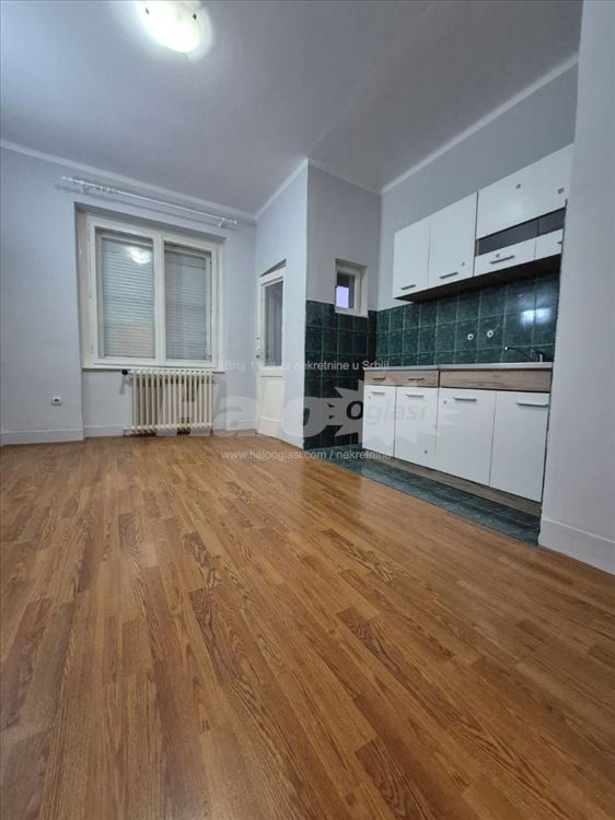 Sajam - 80m2, poslovni prostor/stan s parkingom — 8