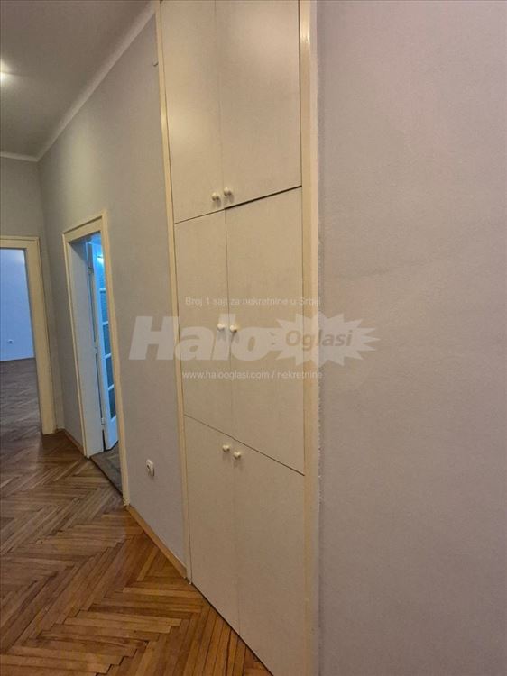 Sajam - 80m2, poslovni prostor/stan s parkingom — 10