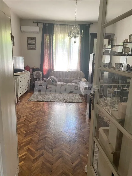 Salonac na fantasticnoj lokaciji Neimar - 47kvm — 4