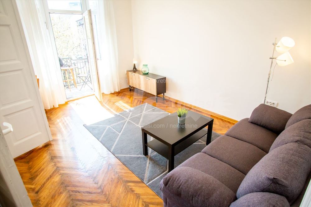 Salonac (open space) u Bulevaru blizu Vuka — 4