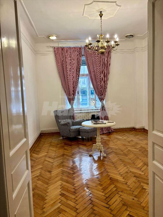 Salonac Strogi Centar Kralja Petra 60m2 — 10