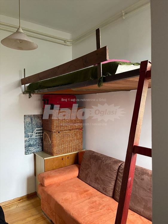 Salonac u Zemunu, 47m², 1.5 soban, 3. sprat — 12