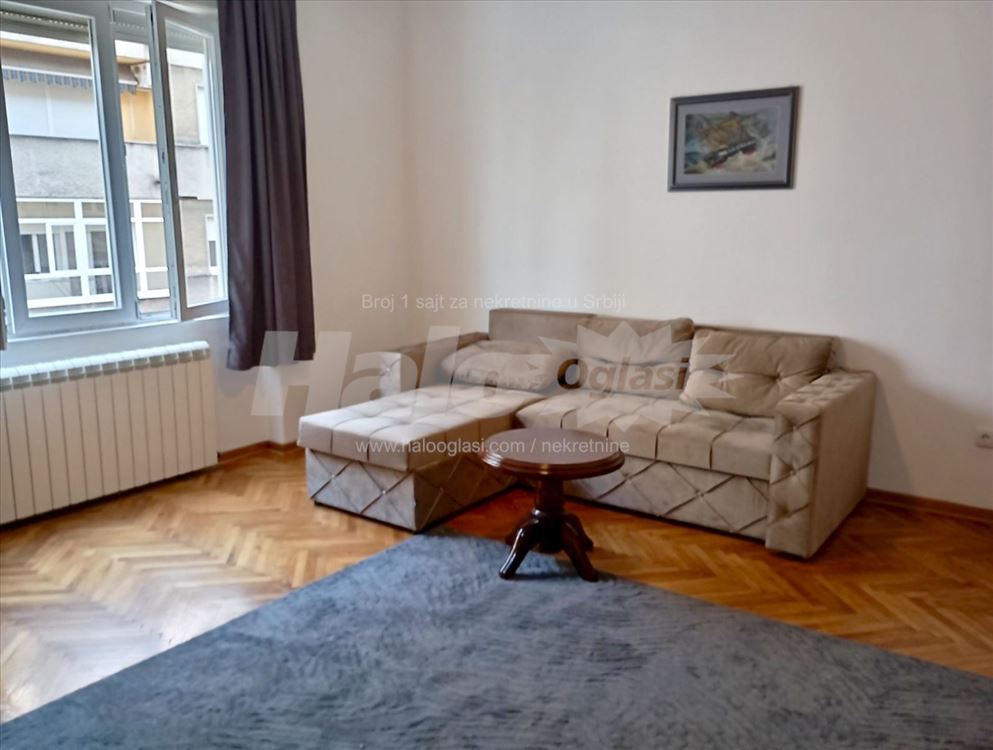 Salonski dvosoban centar — 6