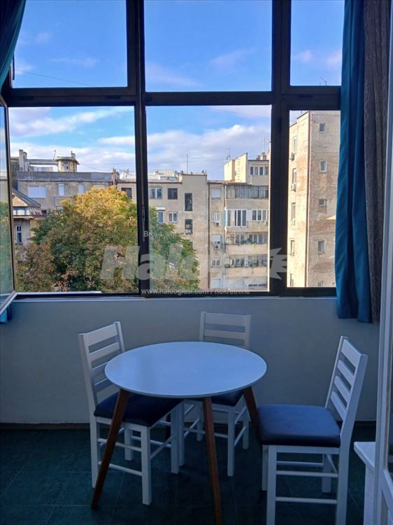 Salonski dvosoban centar — 13