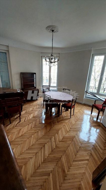 Salonski stan sa 3 sobe kod Vukovog spomenika — 10