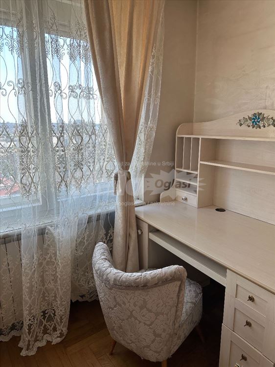 Salonski, stilski trosoban stan na Vračaru — 7