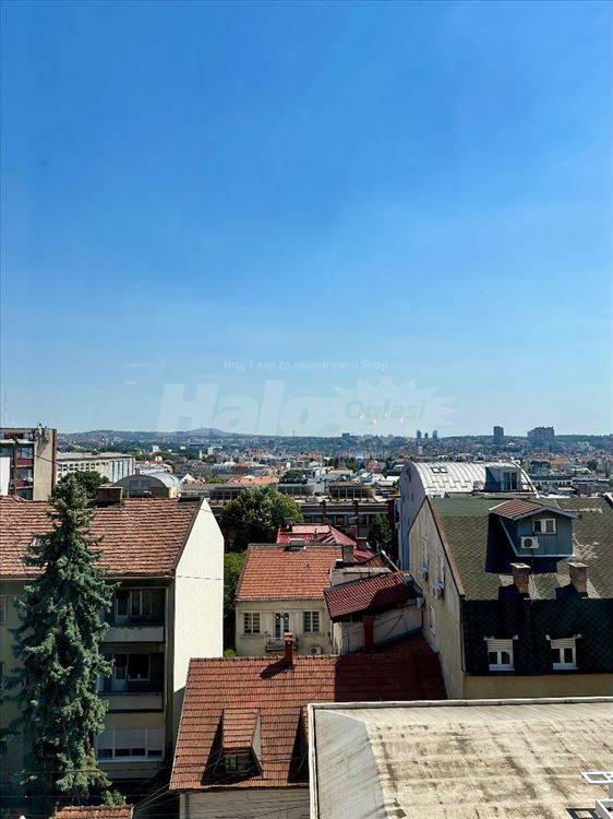 Salonski, stilski trosoban stan na Vračaru — 12