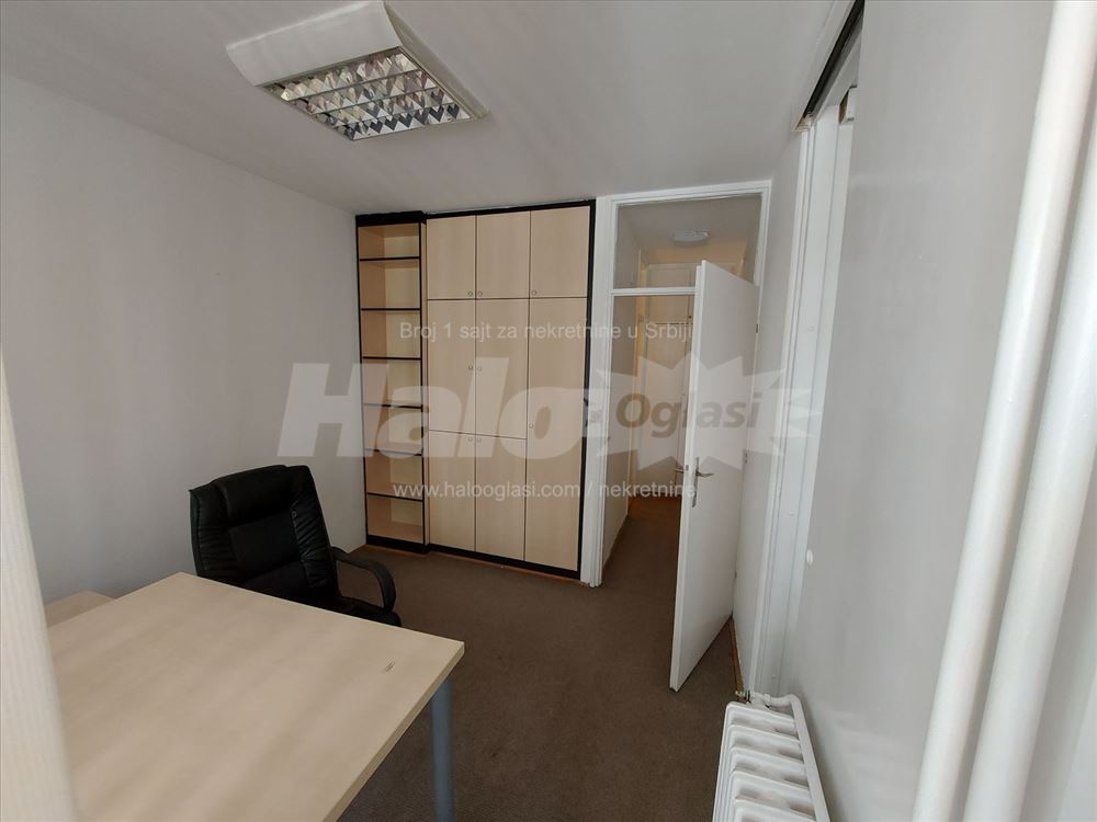 Sava Centar blok 22 52m2 stan sa garažom — 8