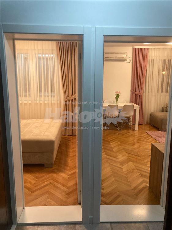 Savremeno opremljen stan sa niskim troškovima — 3