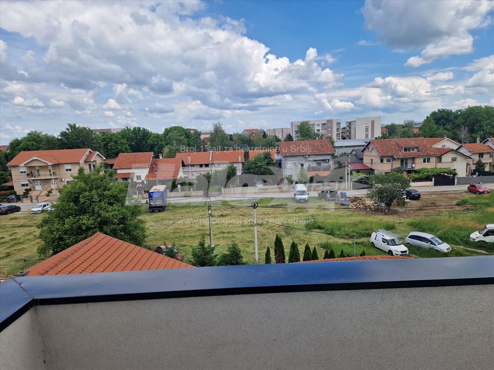 Savršen 52.06kvadrata dvoiposoban Altina — 3