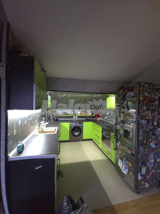 Savršen porodični stan na Vračaru – 78 m², dve spa — 2