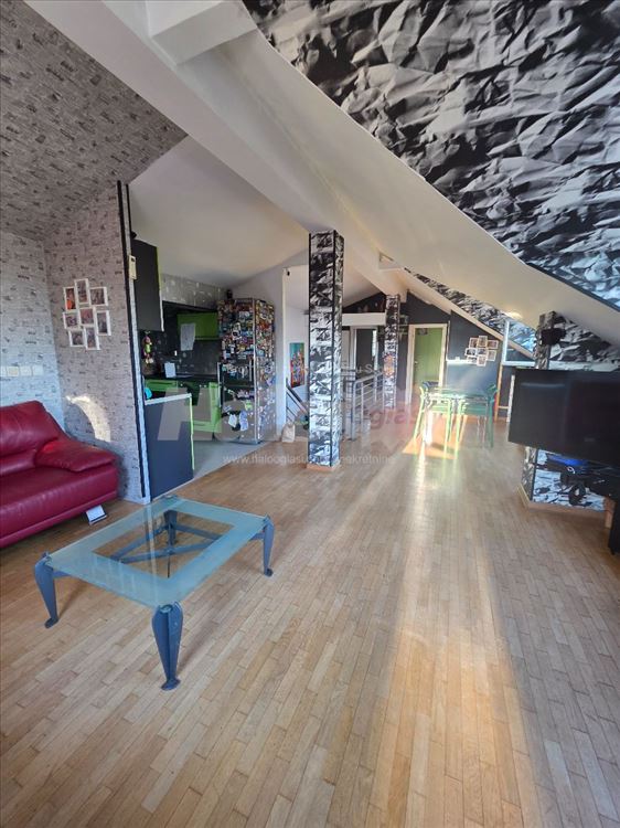Savršen porodični stan na Vračaru – 78 m², dve spa — 15