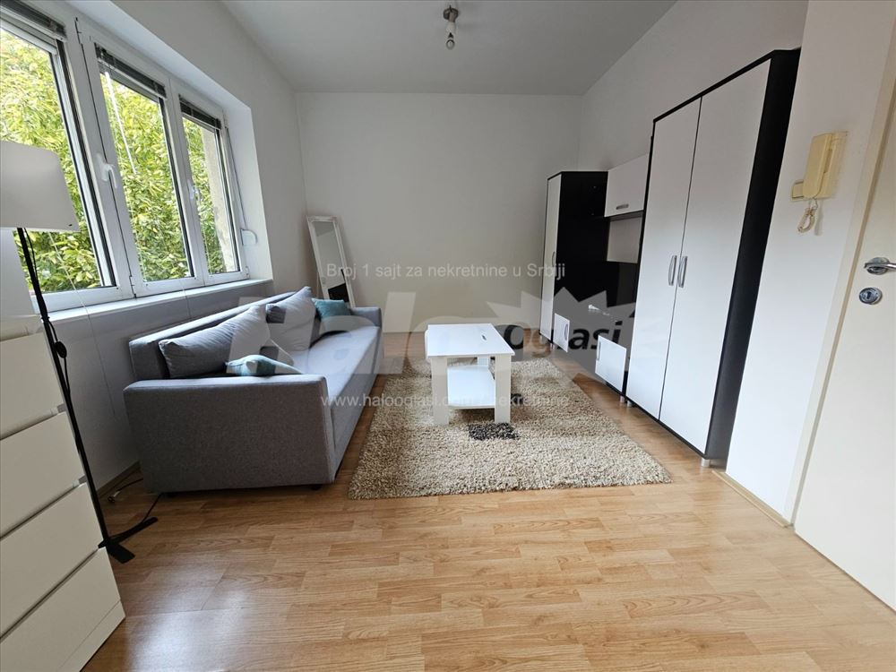 Savski Venac - Bircaninova - Centar - 27m² — 3