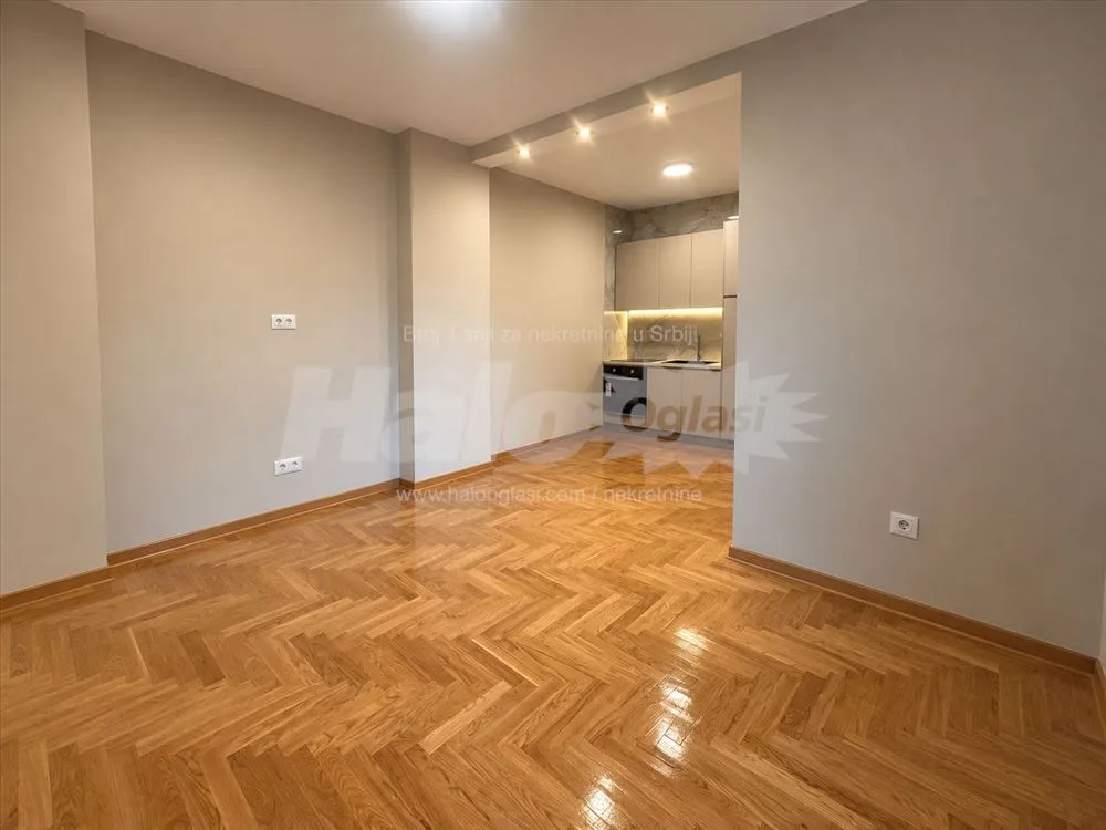 SENJAK – kompletno renoviran stan, 45 m² — 2