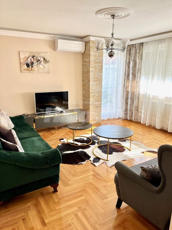Sime Igumanova, Neimar 50m2 prvi put se izdaje — 2