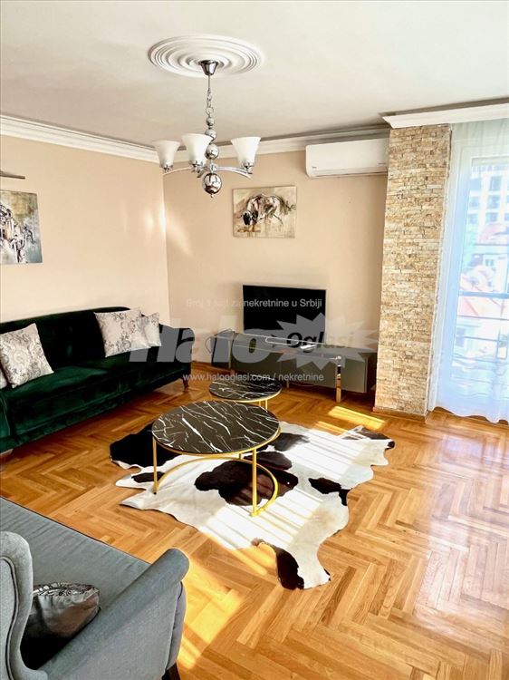 Sime Igumanova, Neimar 50m2 prvi put se izdaje — 4