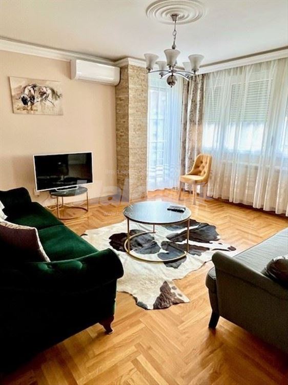 Sime Igumanova, Neimar 50m2 prvi put se izdaje — 9