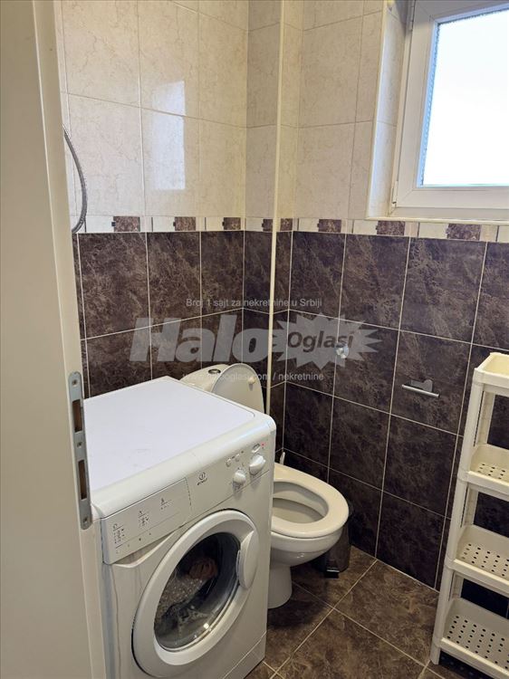 Sjajan kod Beo Shopping mall-a, 1.5 — 6