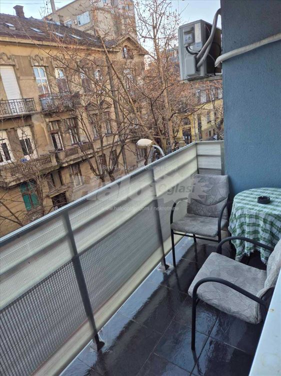Skenderbegova sa parking mestom — 14