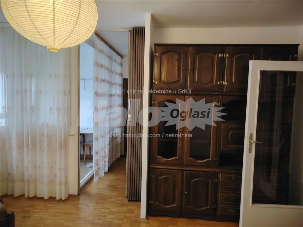 Skojevsko naselje, 2.0 stan, namešten — 3