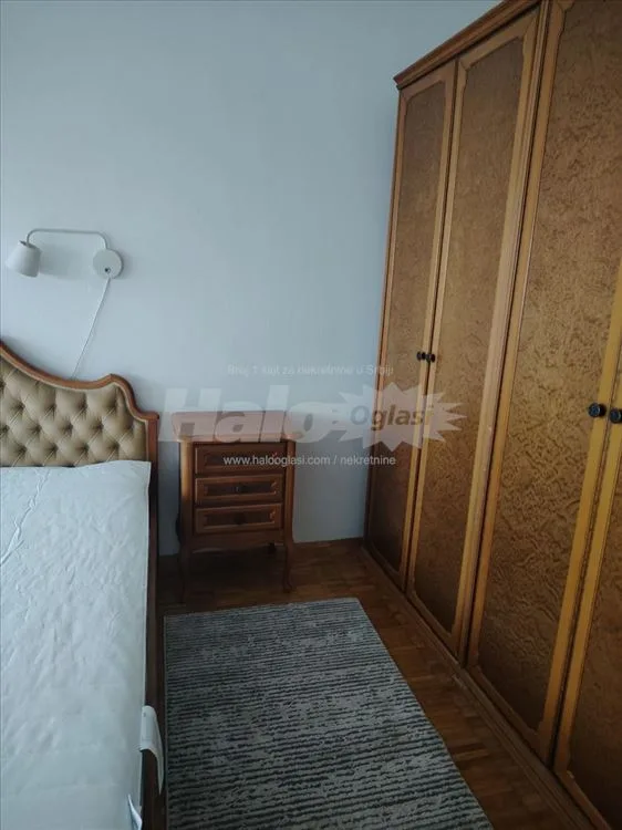 Skojevsko naselje, 2.0 stan, namešten — 7
