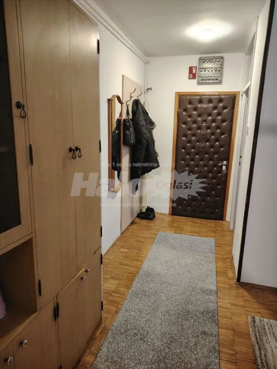 Skojevsko naselje, 2.0 stan, namešten — 13