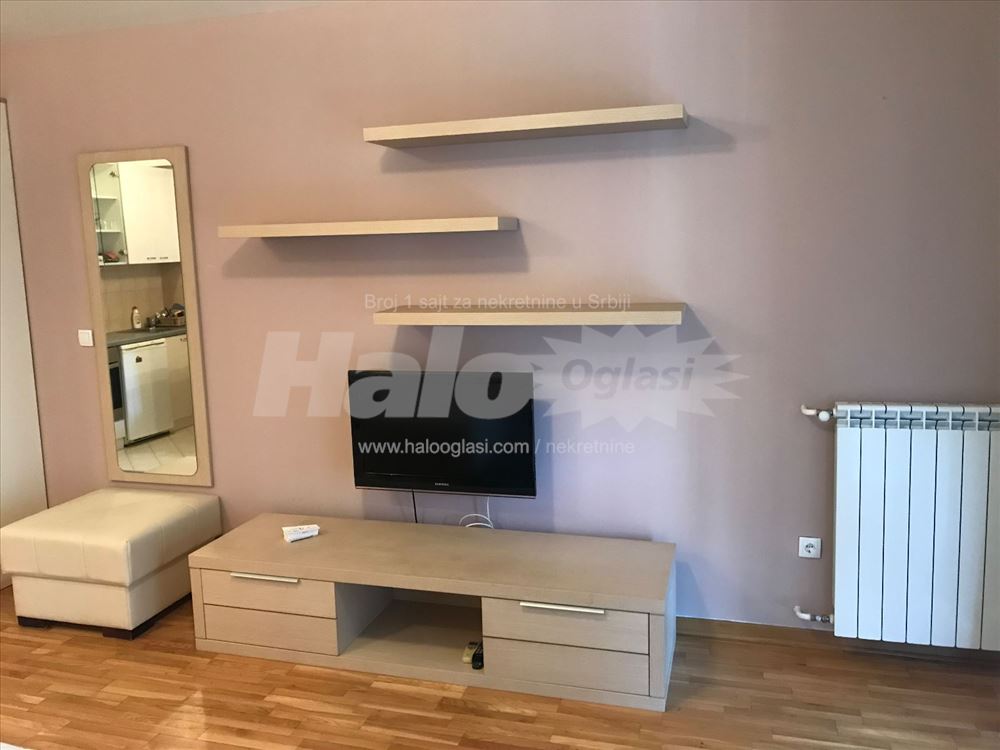 Slavija Bul oslobodjen 7 IV/VII nov opremljen 37m2 — 4