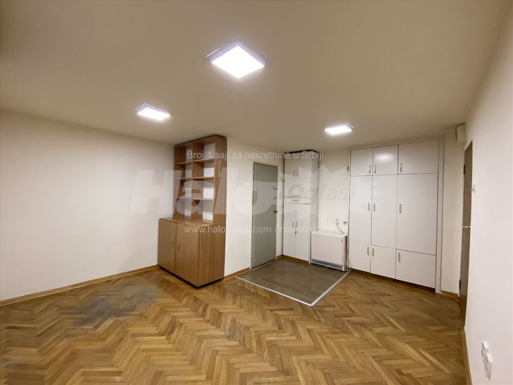 Slavija kancelarija — 4