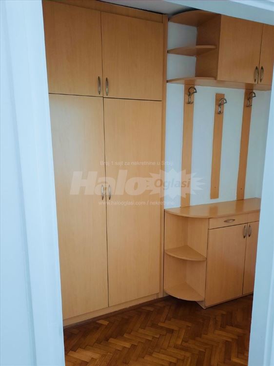 Slavija-odmah useljiv — 9