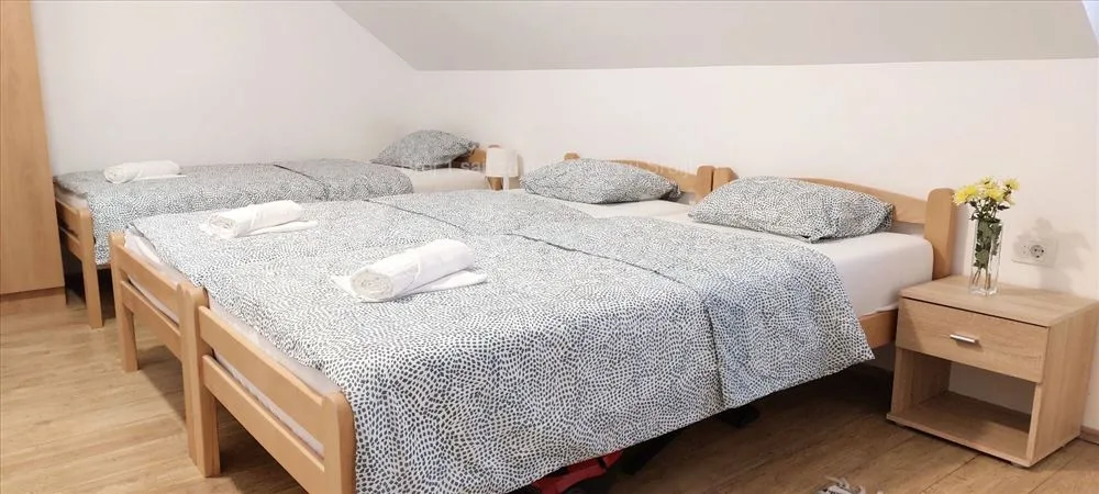 Smestaj za radnike u blizini  Expo — 9
