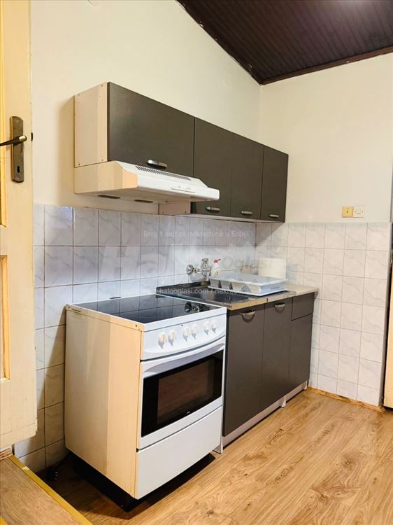 Smestaj za radnike- Zemun, Kalvarija 45m2 — 7