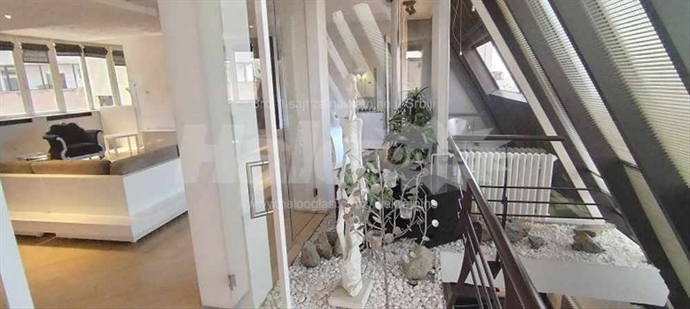 Sniženo 30%, Centar, lux, pešačka zona — 13