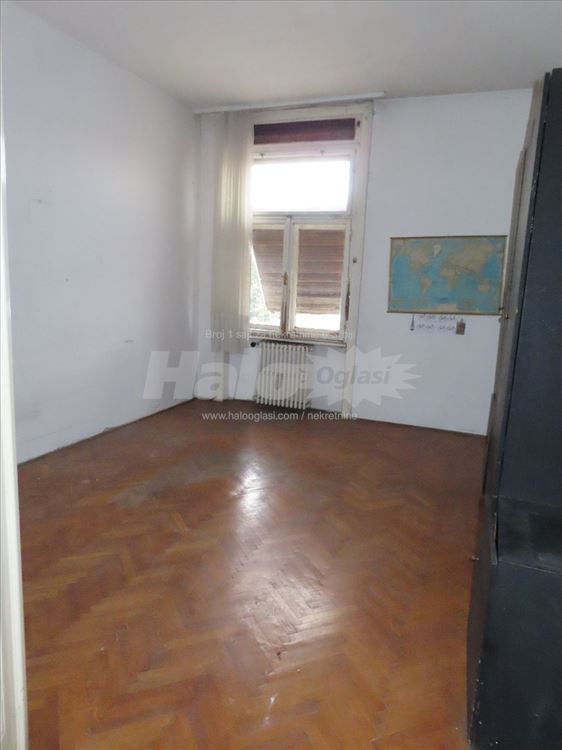 SNIŽENO Salonski stan pored Skupštine — 7