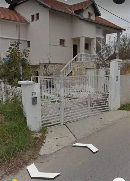 Sobe za 4 studentkinje — 3