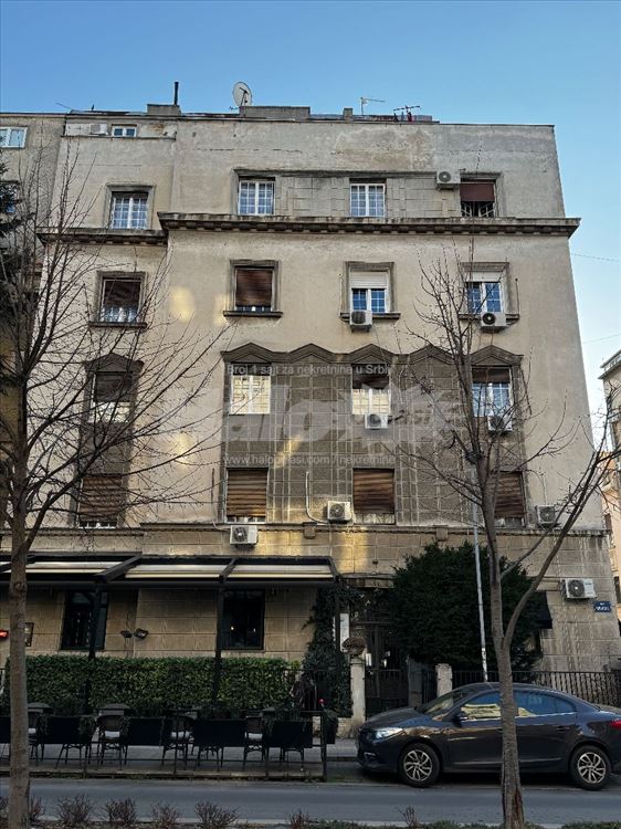 Srce Vračara | Starogradnja 75 m² — 2