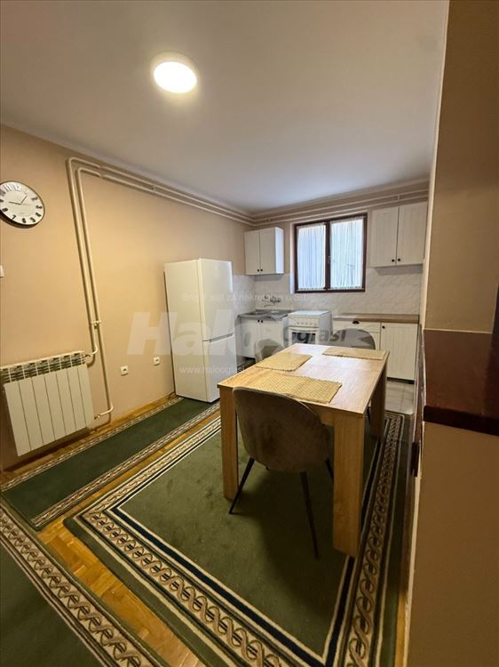 Sredjen 2,5 stan od 60 m2 , Medaković II — 11