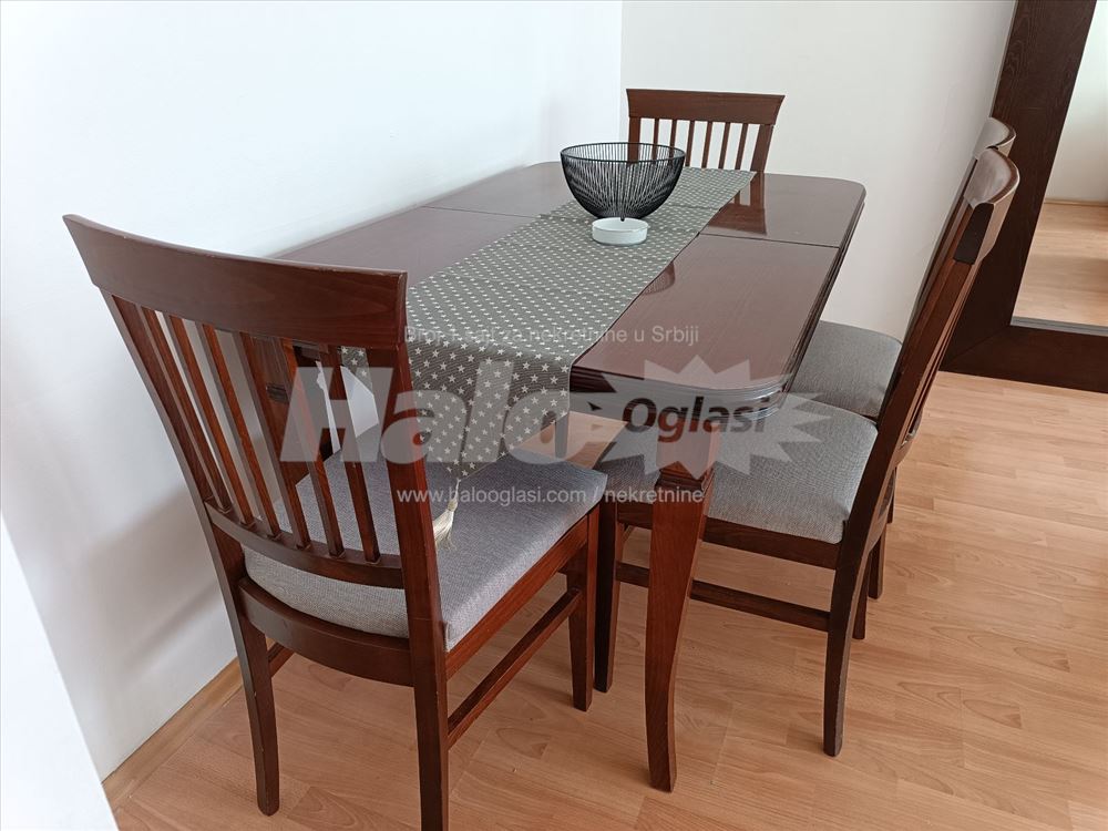 Sredjen stan 56m2 Sava Burića, Zemun (vlasnik) — 3